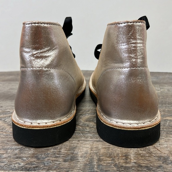 NEW Clarks Desert Boot 2 -Silver Leather Size 9 - Picture 3 of 11